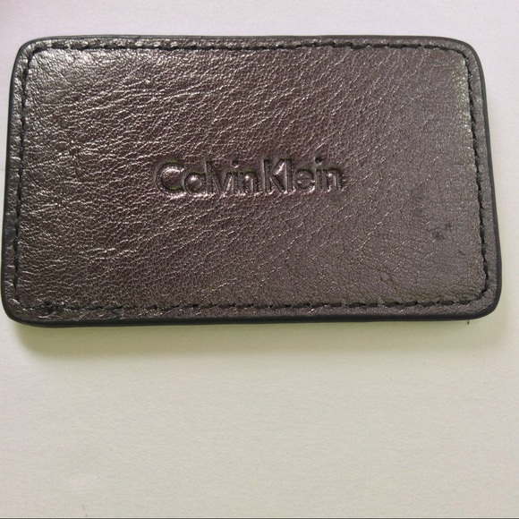 CALVIN KLEIN METALLIC PEWTER LEATHER WRISTLET - Picture 6 of 7